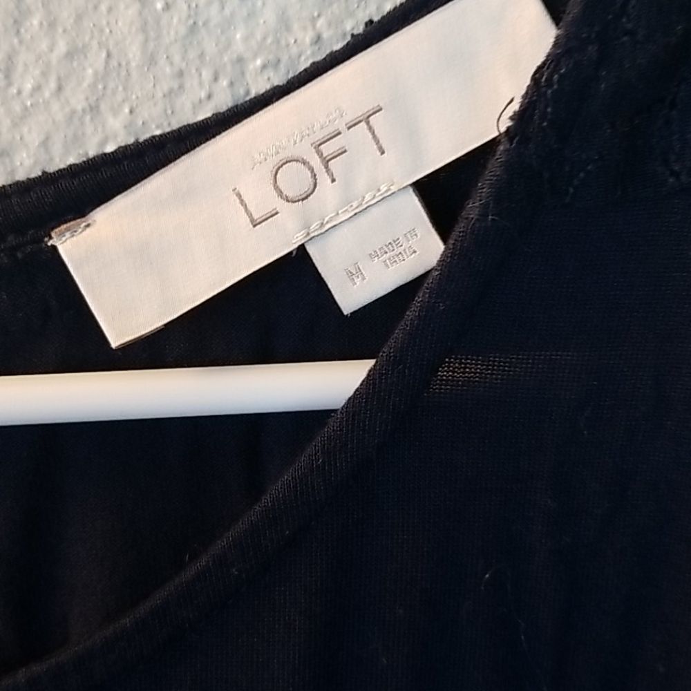 Loft medium black top. - Picture 3 of 6